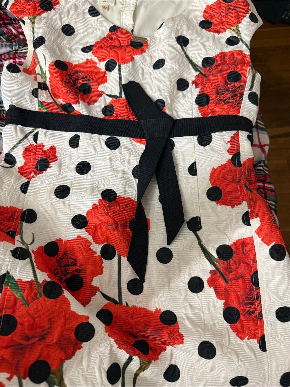 Sleeveless Eureka ItaliaWhite Floral Polka Dot Dress with Black Waist Tie